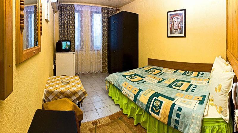 Hotel Vesta Kazanlŭk Room photo